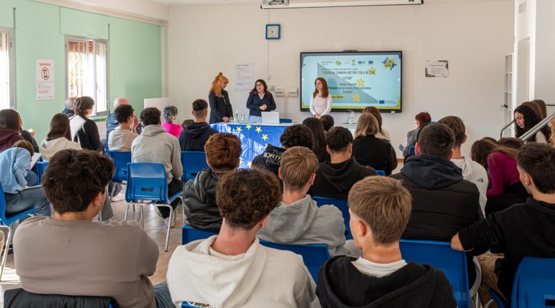 Rountable organized by Travelogue association on 13th of October 2025.